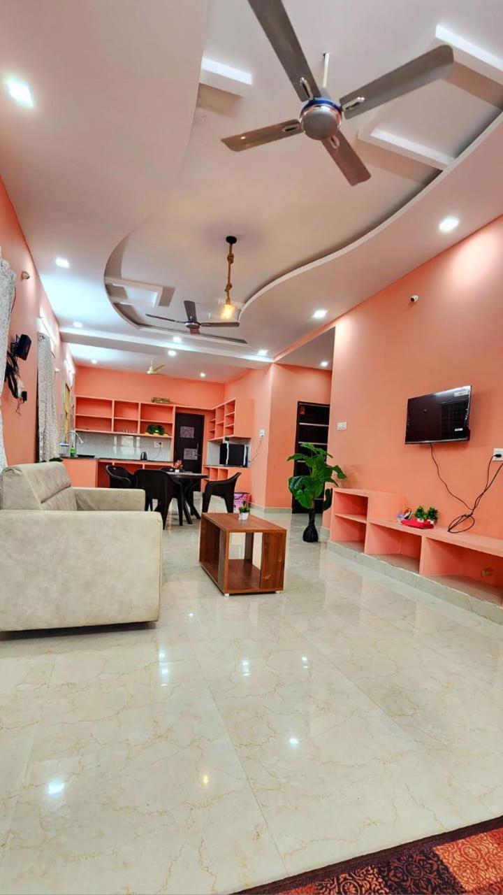 Ruhithahomestay- Ac Rooms-Free Wifi- Android Tv - Near To Alipiri- Door Service Tirupati Exterior foto